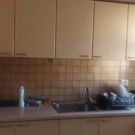 Royal 3 Opposite Nalu Bar Pensionat