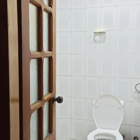 Royal 3 Opposite Nalu Bar