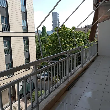 Royal 3 Opposite Nalu Bar * Тирана